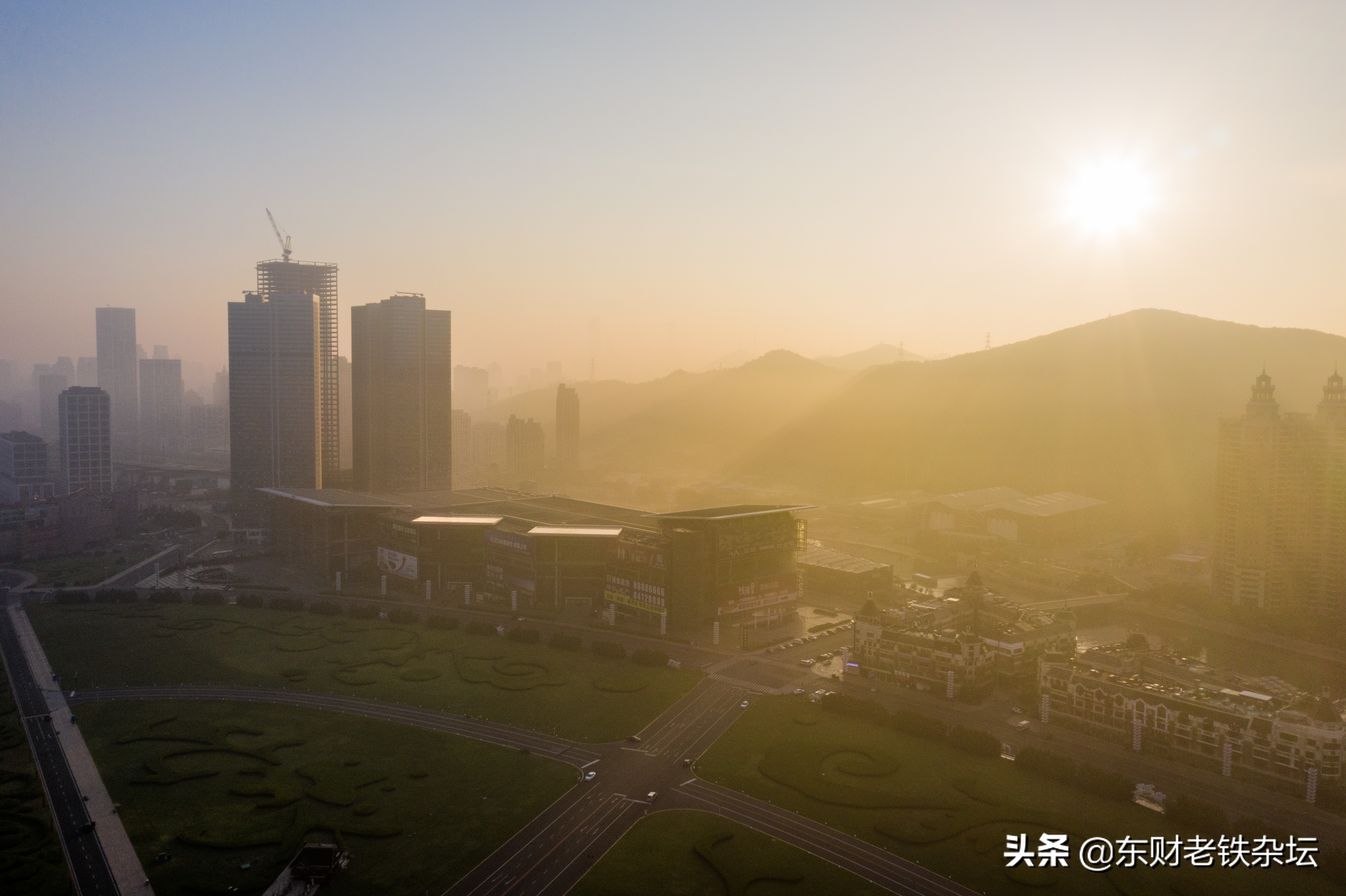 大连星海广场喷泉夜景航拍超清,航拍大连星海广场高清视频