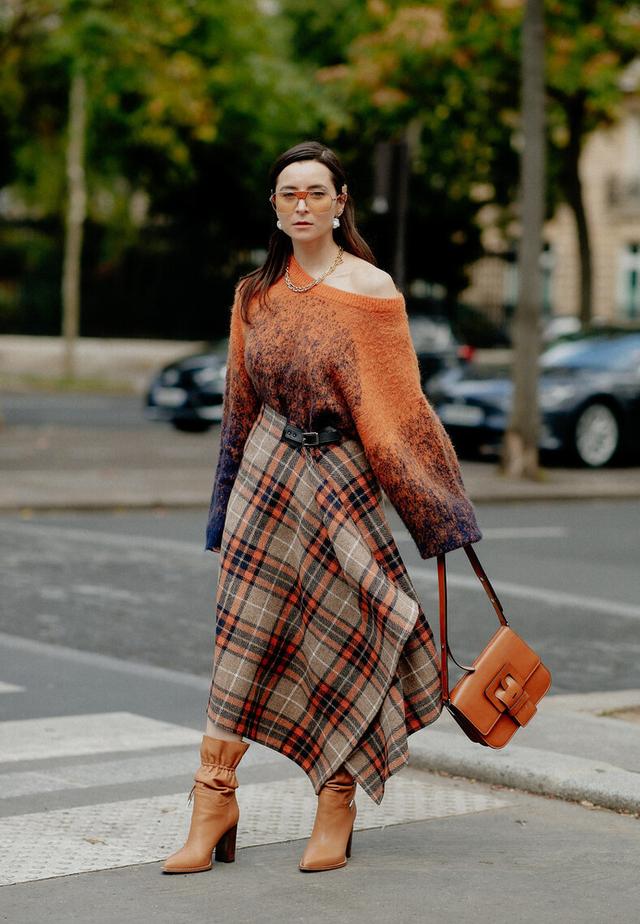 秋冬高腰毛呢裙怎么搭配,秋冬一定要试试这套毛呢裙穿搭