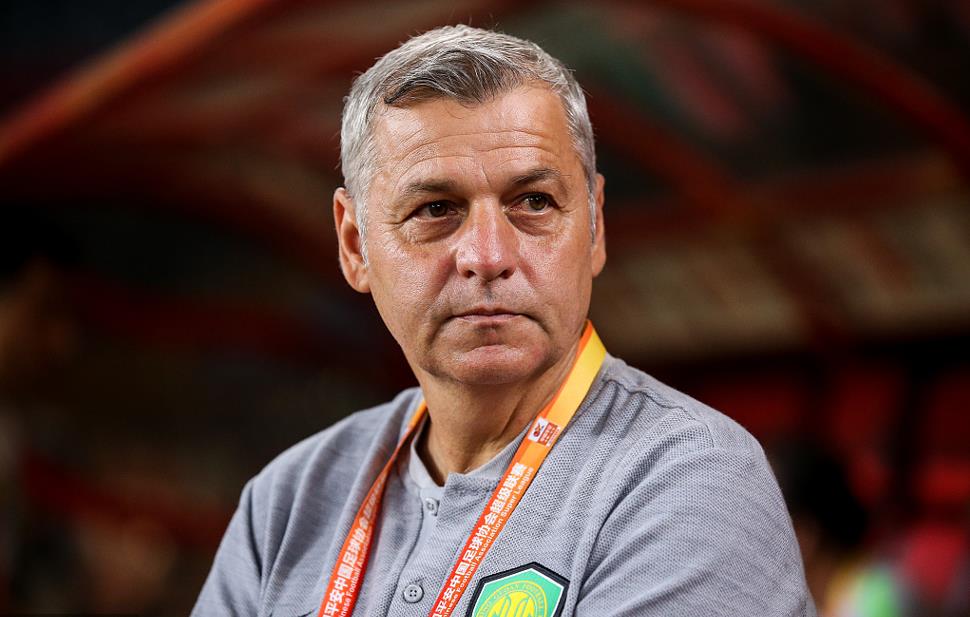 恒大上港紧追国安鲁能落败,恒大鲁能国安上港