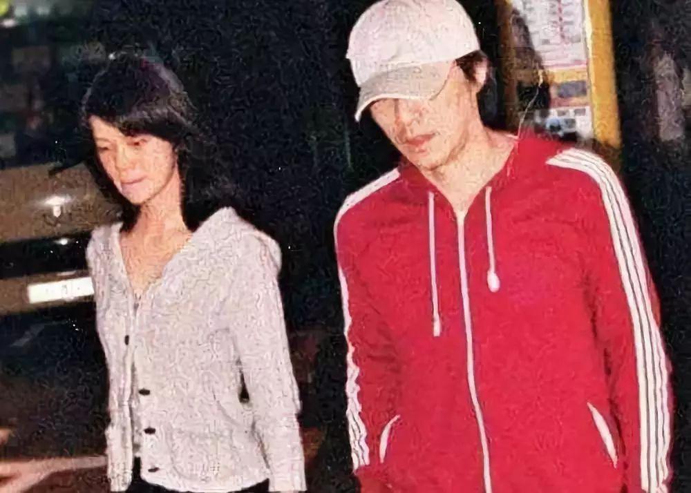 情场鬼见愁欧阳震华,情场鬼见愁什么意思