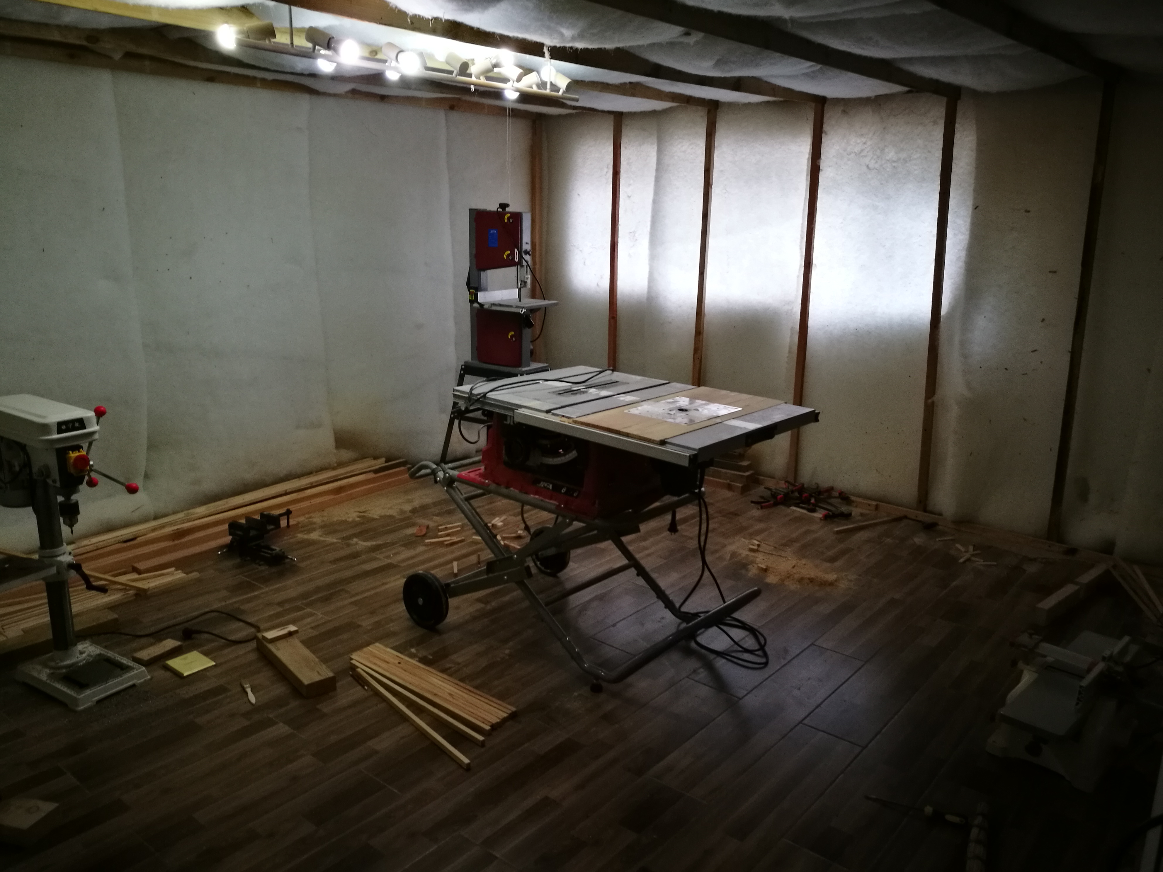 大理的木工装修活多吗 (大理干装修房子活多吗)