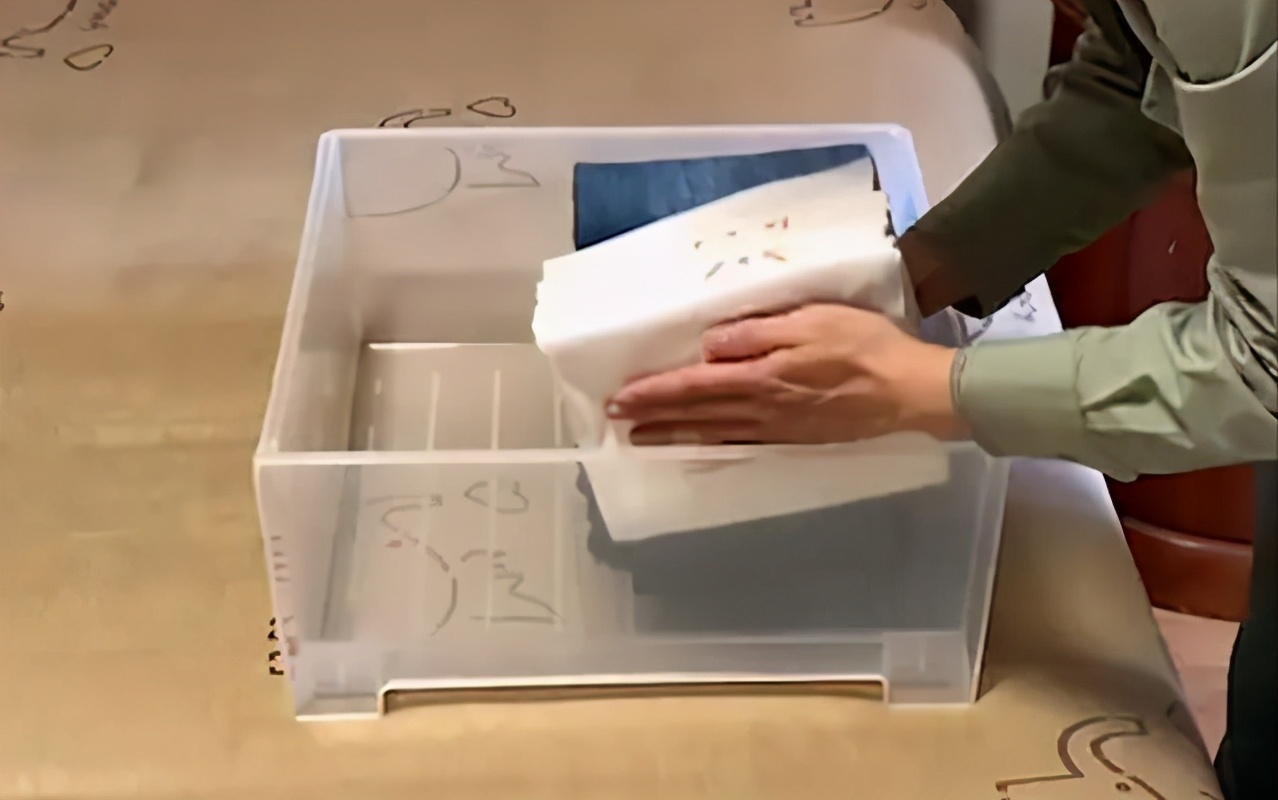 95后小伙退伍后做整理师月入过万,衣橱整理师月入上万元