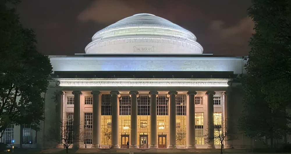 这几所大学上榜全美地理位置最好的大学！就业率高、安全保障…