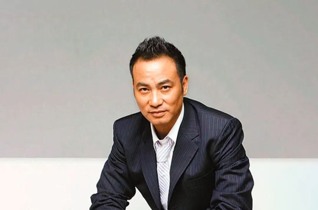 中国电影报道吴京票房霸占前三,2020年电影票房排行榜