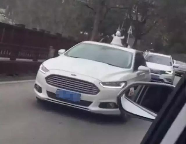 成都雪人卖15元一个,成都卖雪人15块1个