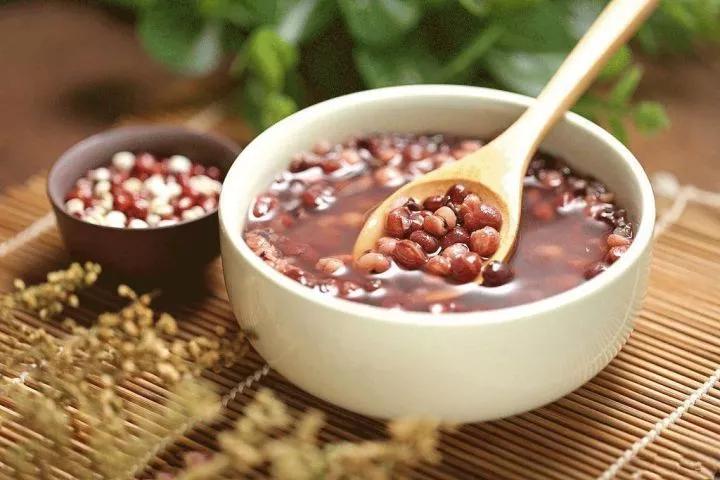 回南天墙壁流汗了怎么办,回南天家里墙壁都是水珠怎么办