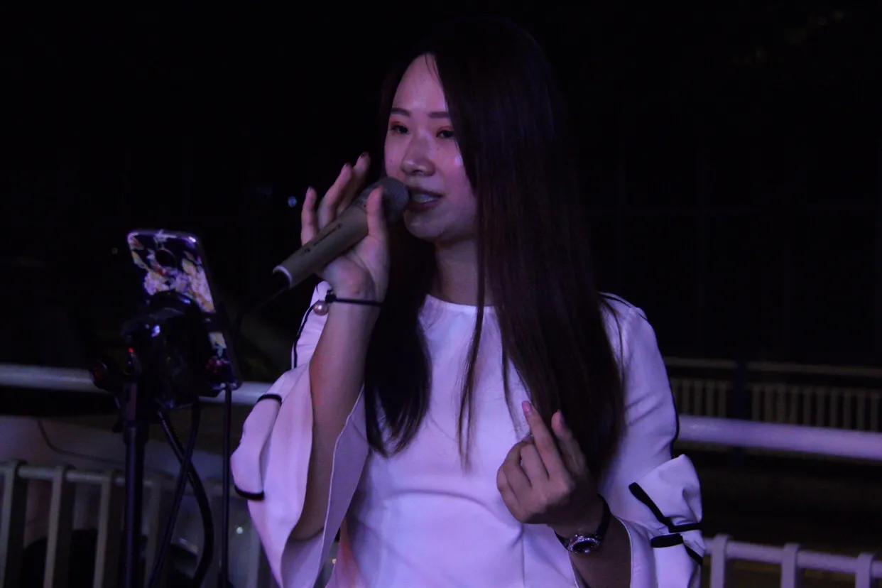 超龄儿童戴红领巾图片,戴红领巾的小朋友六一儿童节