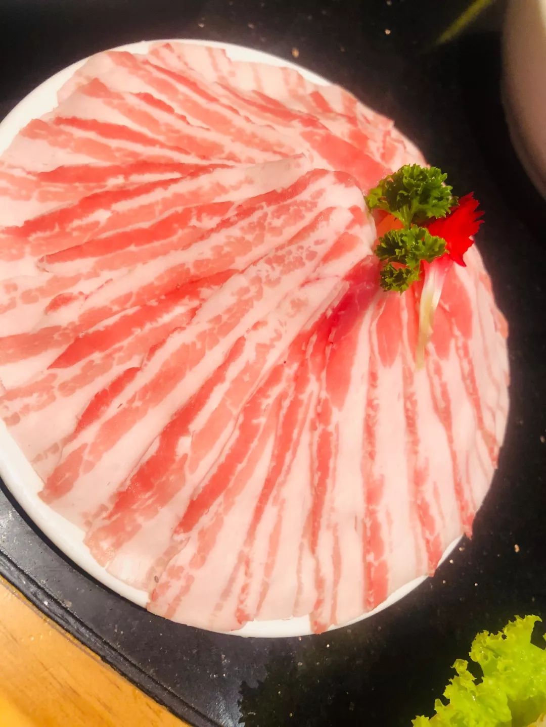 丽江牛肉火锅本地人,丽江本地人吃的野生菌火锅