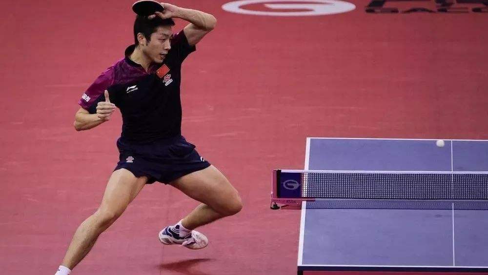 乒乓球很久没打怎么才能迅速上手,乒乓球业余爱好者如何改动作