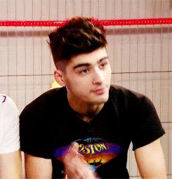 包慌？看宇宙博主们疯狂背什么