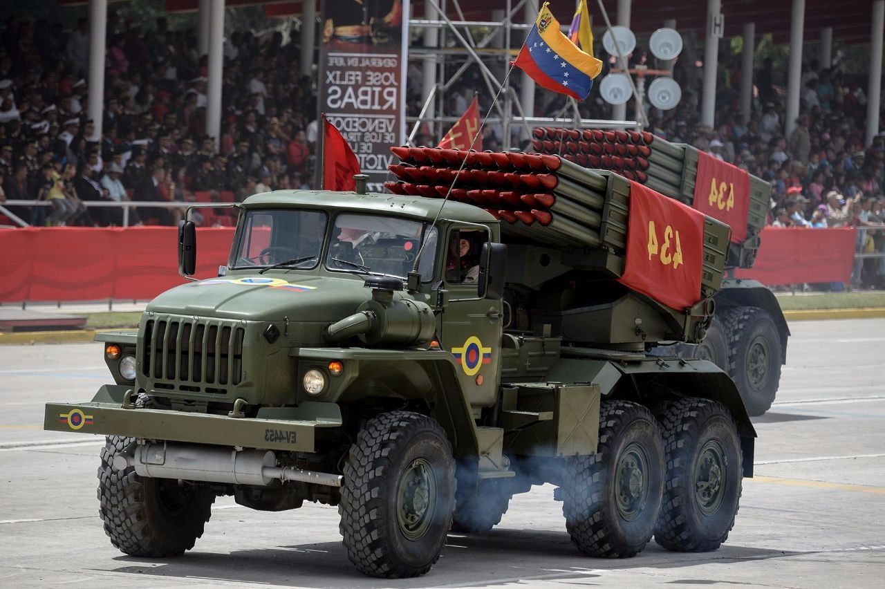 一次炸54架敌机视频,一次发射400门重炮