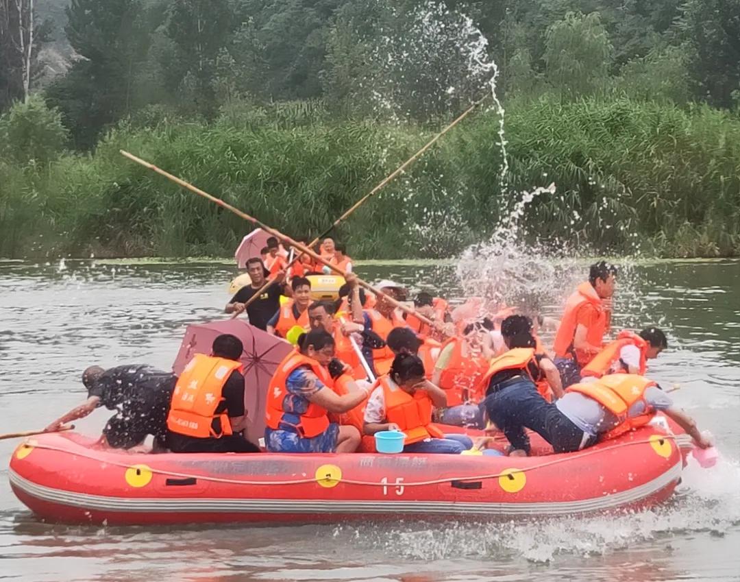 渭南丹凤葡萄酒厂新闻报道,西安客户来考察