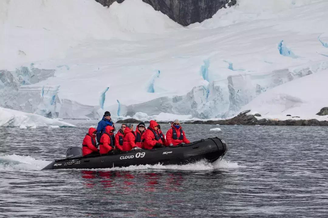 皮艇上漂流,皮筏艇海上
