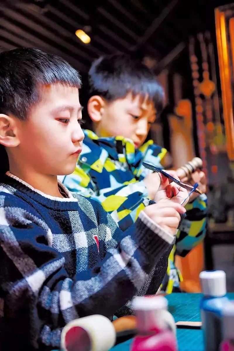 用心发现每一处美,中国非遗手工皮雕