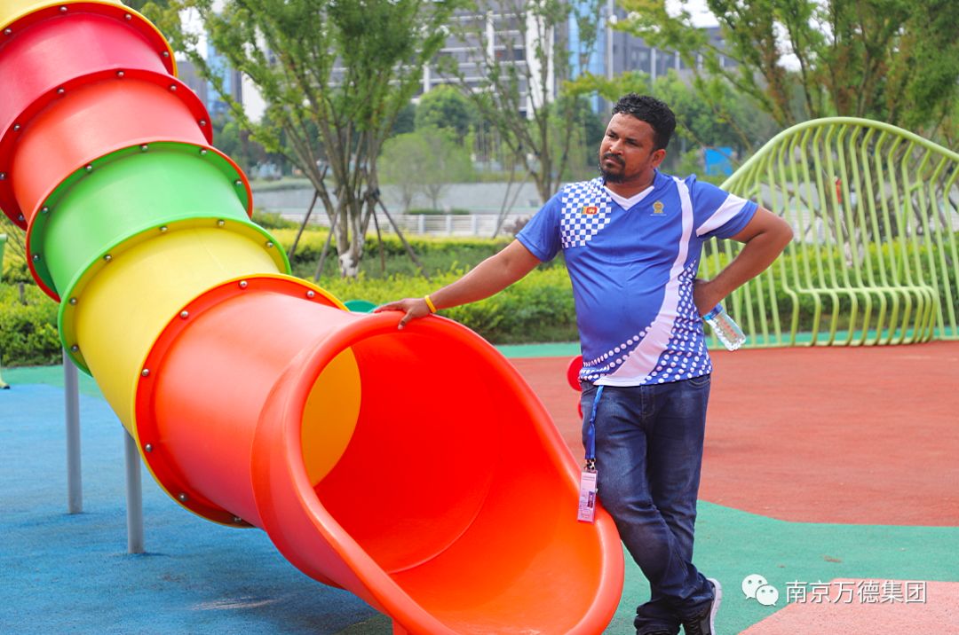 体育让南京万德集团与“一带一路”牵手，共建友谊桥梁