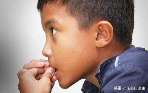 改掉啃手的习惯,拔肉刺引起甲沟炎