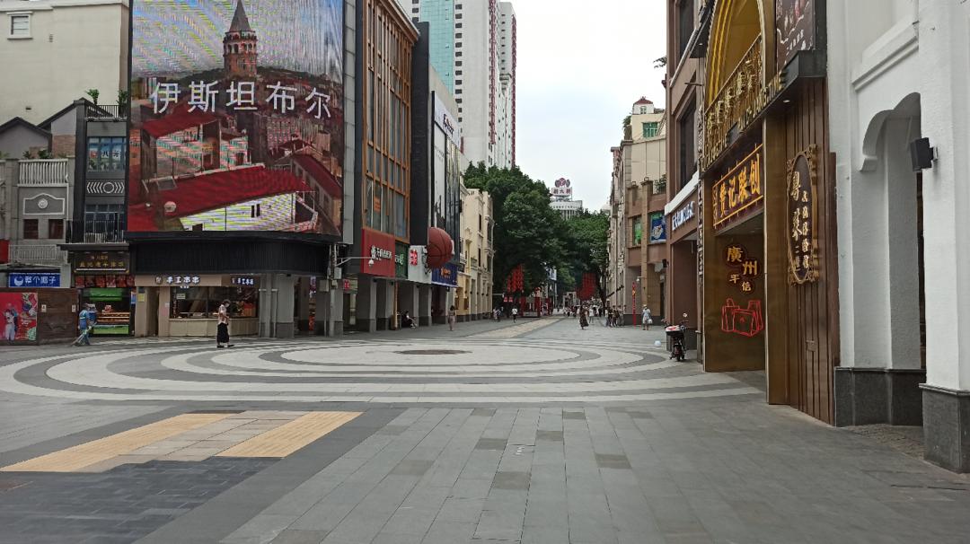 裸辞在广州开火锅店后，血亏230万，我含着泪，走上了天台