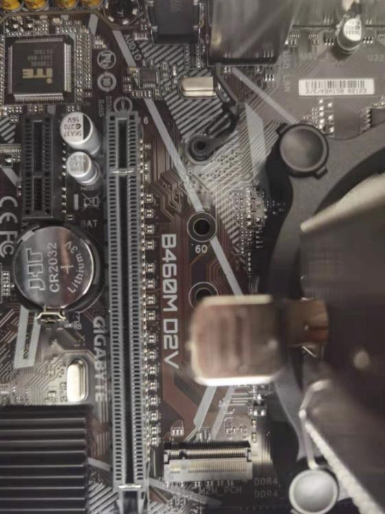 华硕主板m.2固态硬盘安装详细教程,笔记本m.2固态硬盘安装详细教程