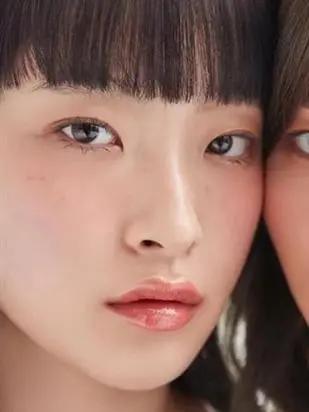 为什么有人化妆后脸上很油亮,为什么有些人化妆皮肤会变差