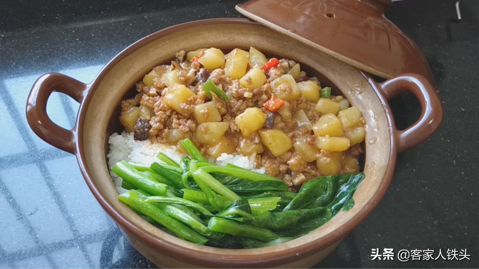 孩子爱吃的盖浇饭,荤素搭配的快餐和盖浇饭