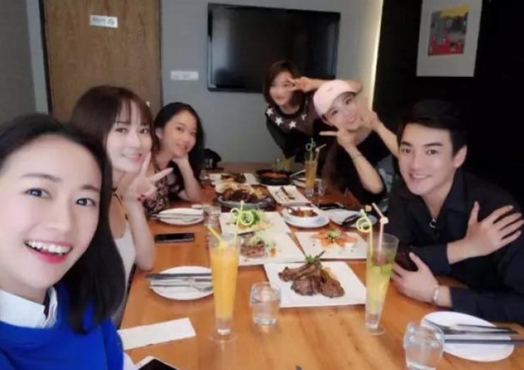 巴啦啦小魔仙十年重聚完整版,巴啦啦小魔仙时隔多年再次重演