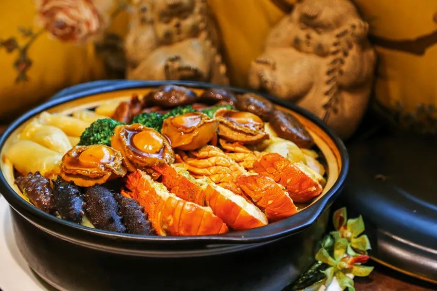 年夜饭特色菜一炖一锅吃起来真香,年夜饭的大菜这样烧真香