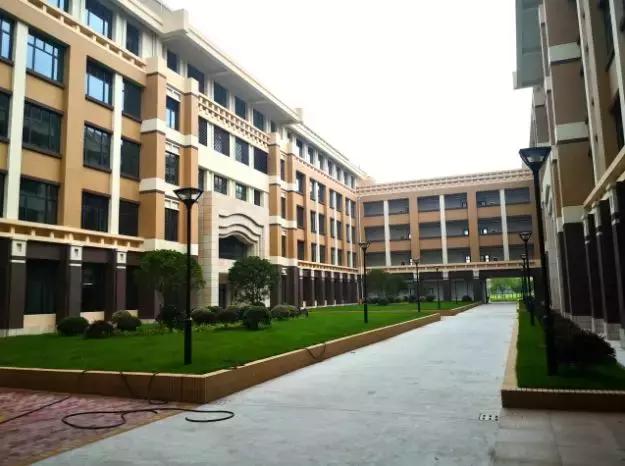 旧貌换新颜了,旧貌换新颜日新月异