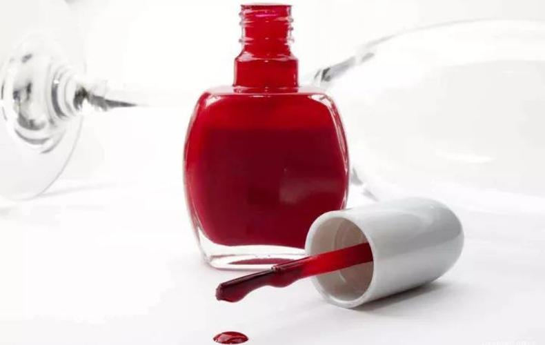 什么牌子甲油胶对指甲好,养护指甲应该用什么甲油胶