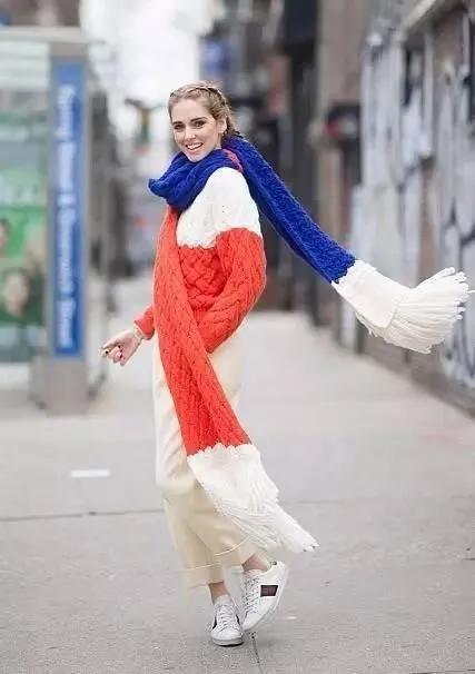 古驰经典款小白鞋怎么穿,gucci经典乐福鞋穿搭