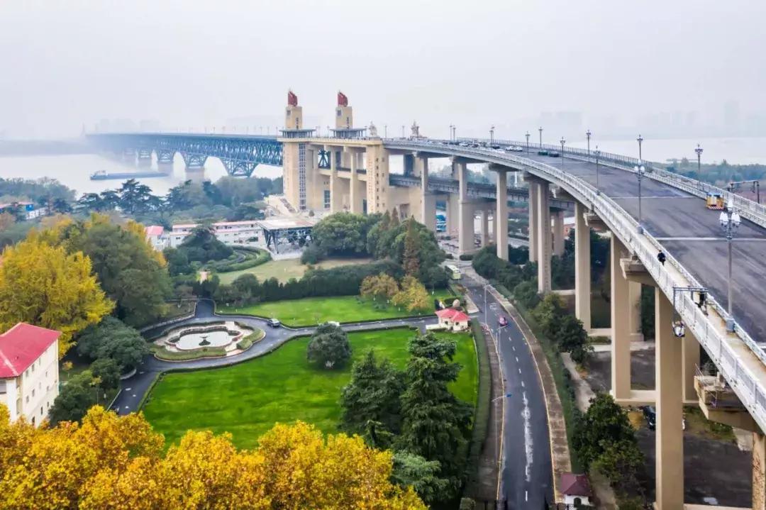 2023骞翠腑鍥藉崄澶у煄甯傚煄寤烘帓琛屾,2019鍗佸ぇ鍩庡缓杩涘睍濡備綍