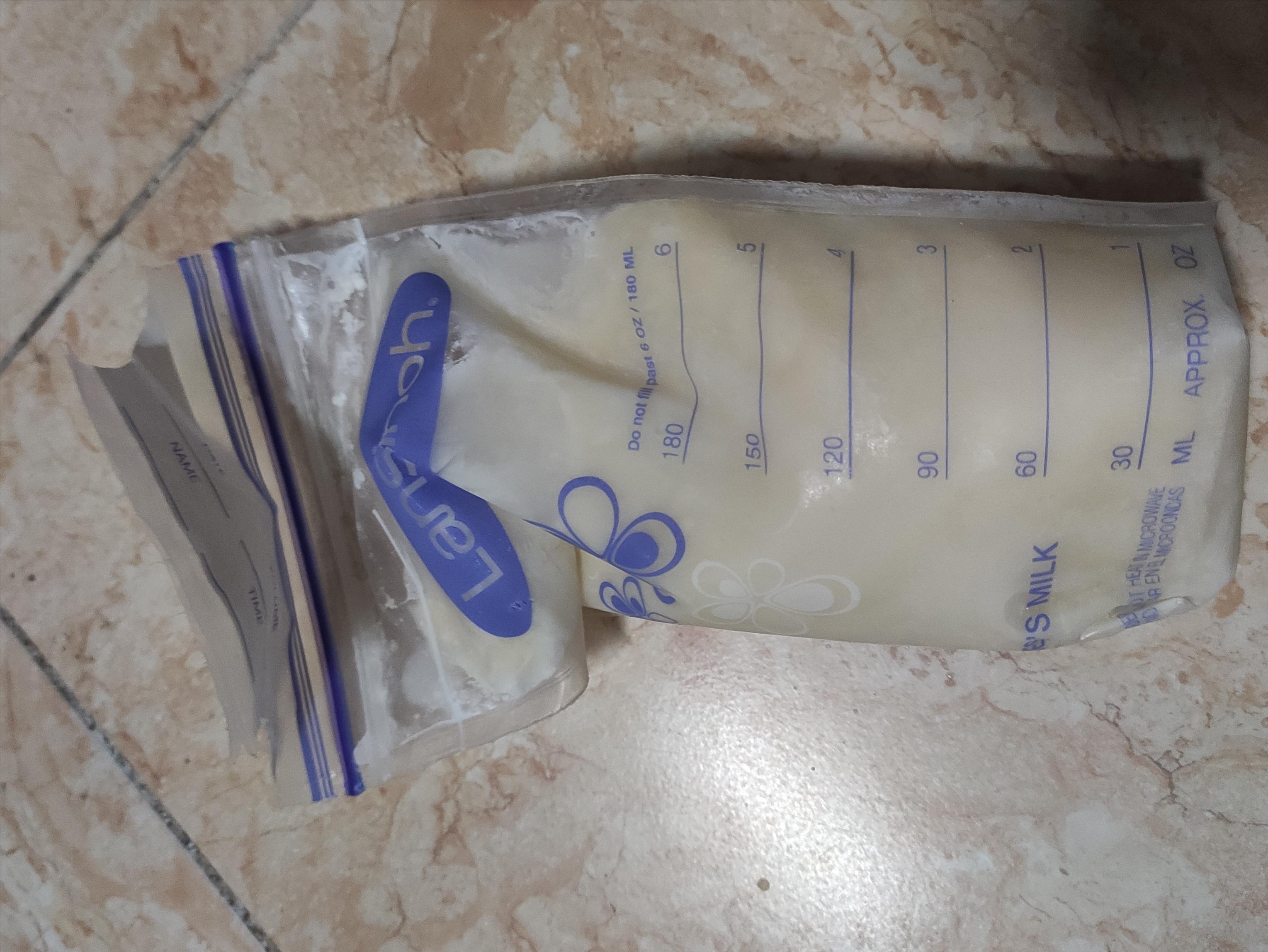 哺乳期背奶那点事,哺乳期背奶的委屈谁能懂