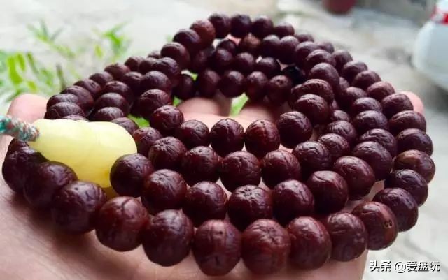 文玩桃核手串包浆玉化完图,盘玩包浆最快的手串