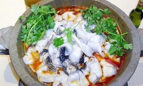 正宗石锅鱼做法教程及配方,正宗石锅鱼做法和配方视频