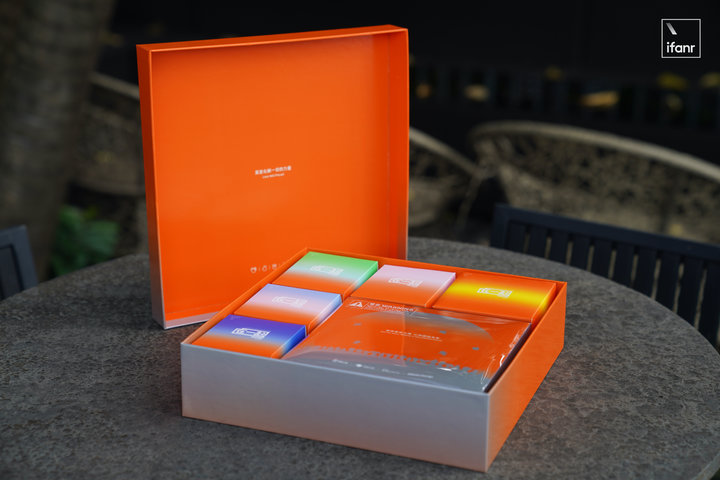 开箱视频月饼盒,月饼盒包装对比分析