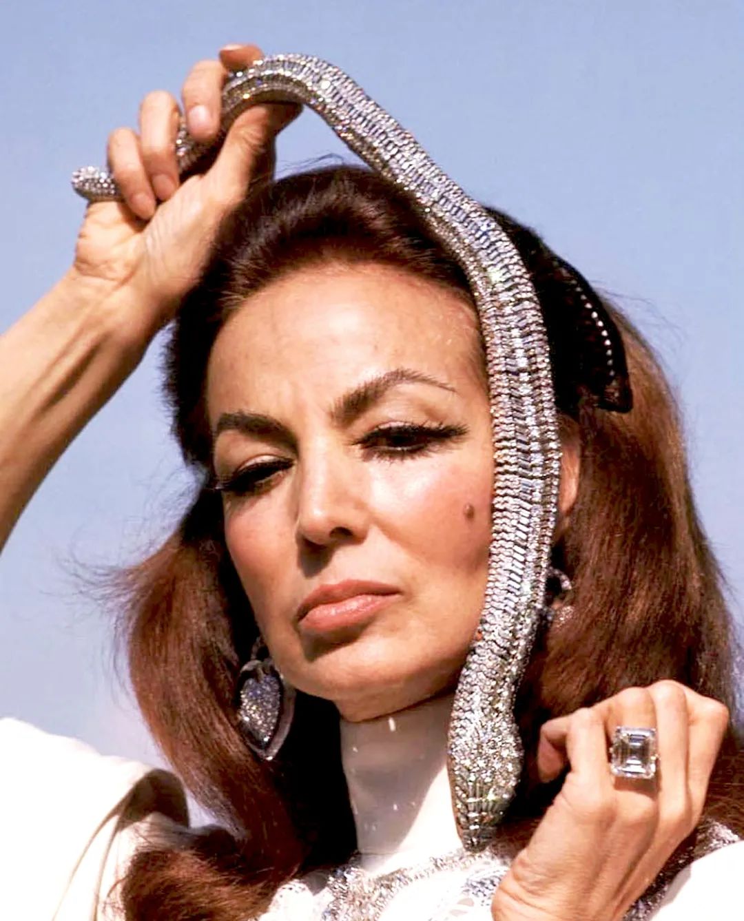 她让无知少女吃下*果禁**，从不忏悔