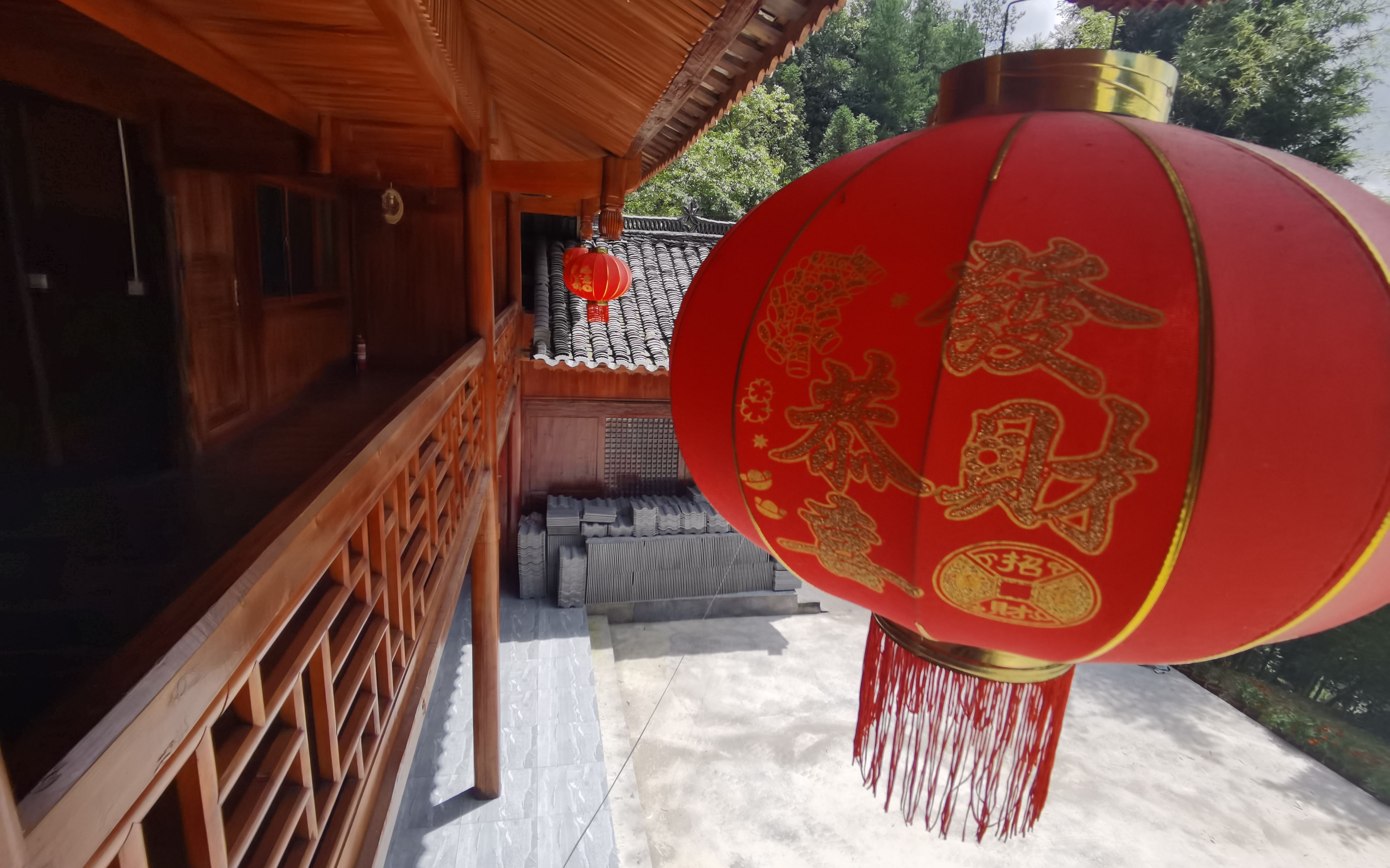 土家村寨枫香河：木楼重生追回落后的三十年