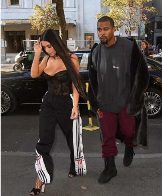 champion中国控股,champion在中国有实体店吗