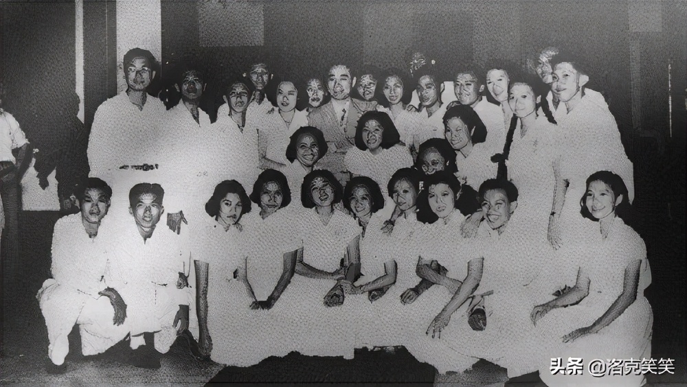 从剃头匠到首富叫什么,黄奕住如何从剃头匠成为中国首富