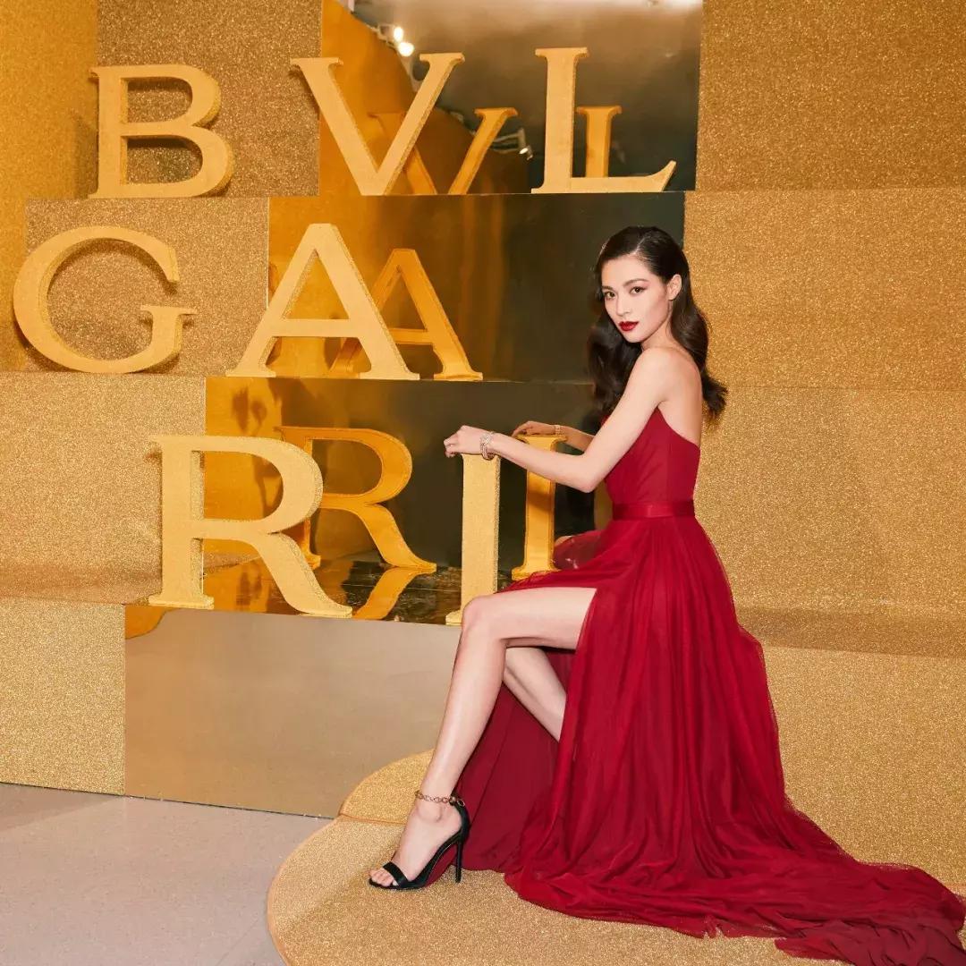 阿玛尼黄皮适合的口红唇釉,阿玛尼红管唇釉口红