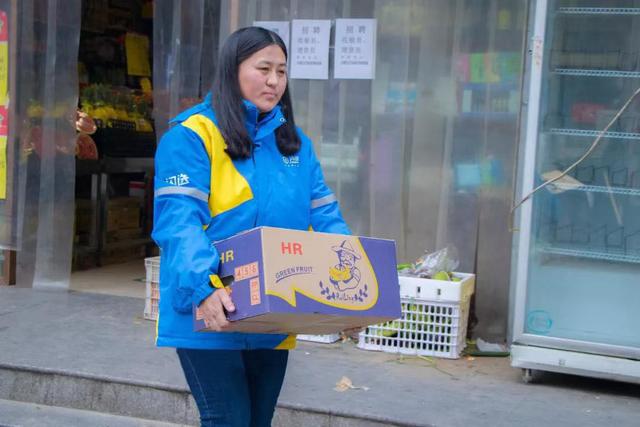 刘强东送快递事件,刘强东送快递现状