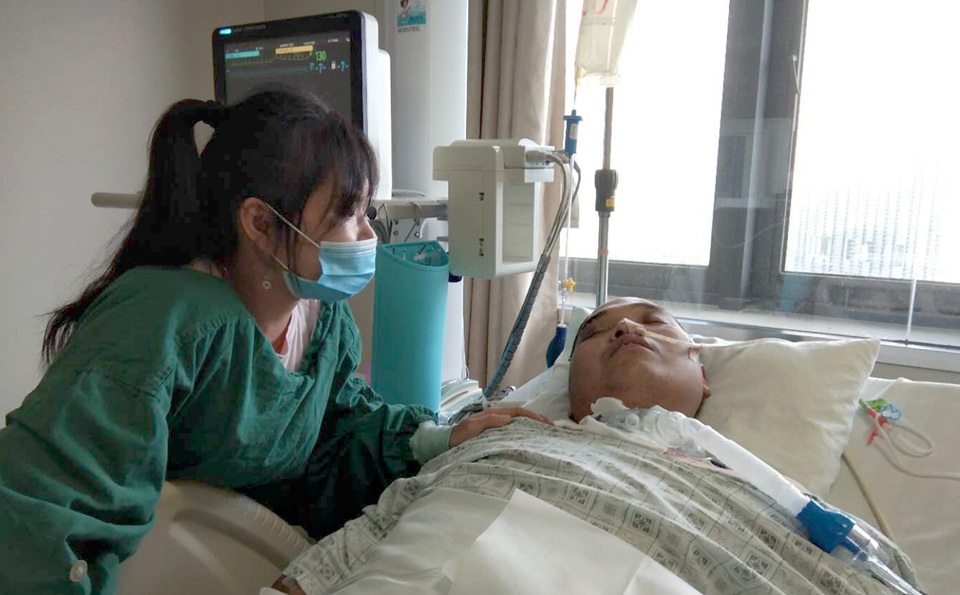 钢铁侠爸爸的视频,钢铁侠爸爸视频