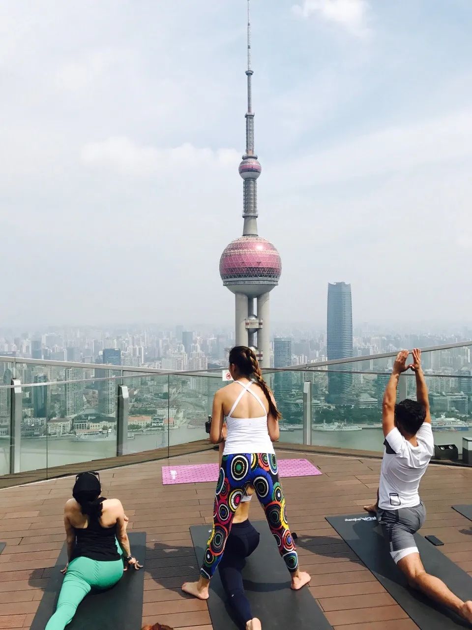 上千块的瑜伽裤,1000块一条的瑜伽裤