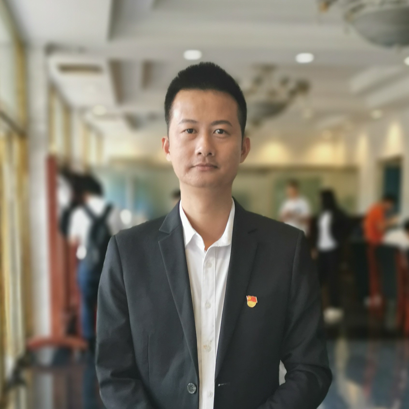 澳洲“飞来”930多只种羊空降银川