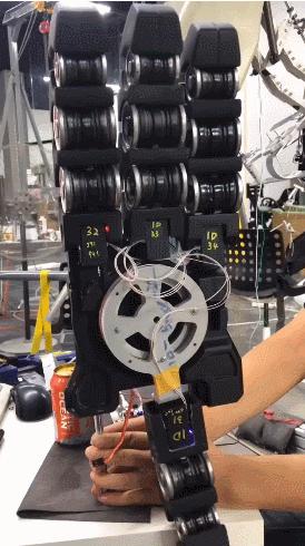 中国人的机甲和外国的机甲,中国机甲vs中国机甲