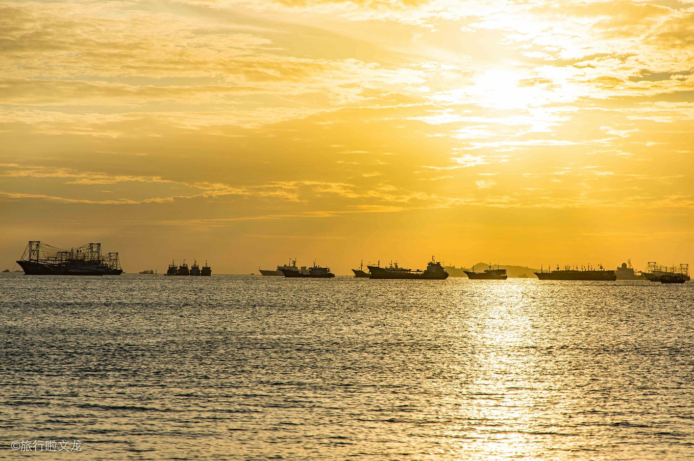 三亚的清晨和晚上,三亚的黄昏美不胜收