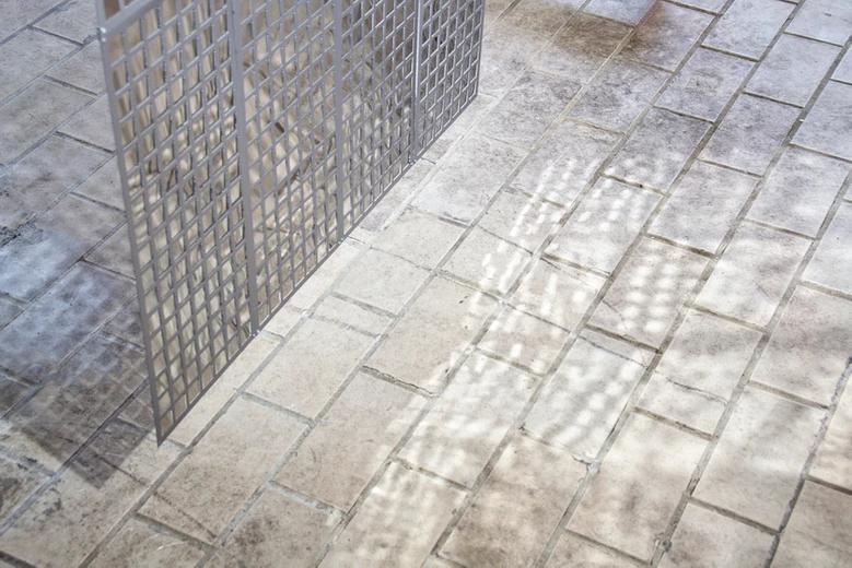 设计师用“纸”做了互动体验式墙纸！网友：不错哦，两天就坏了吧