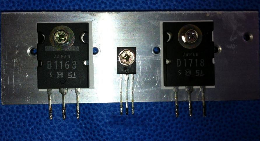 修一台建伍高端功放内部线路不亚于一台黑白电视机