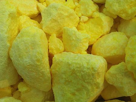 为什么用硫磺熏蒸中药材,硫磺熏蒸的作用和危害