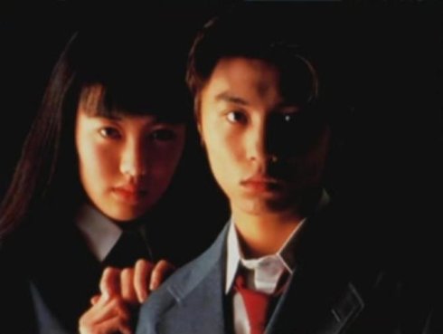 刘德华是香港明星足球队的成员吗,香港明星足球队刘德华踢球