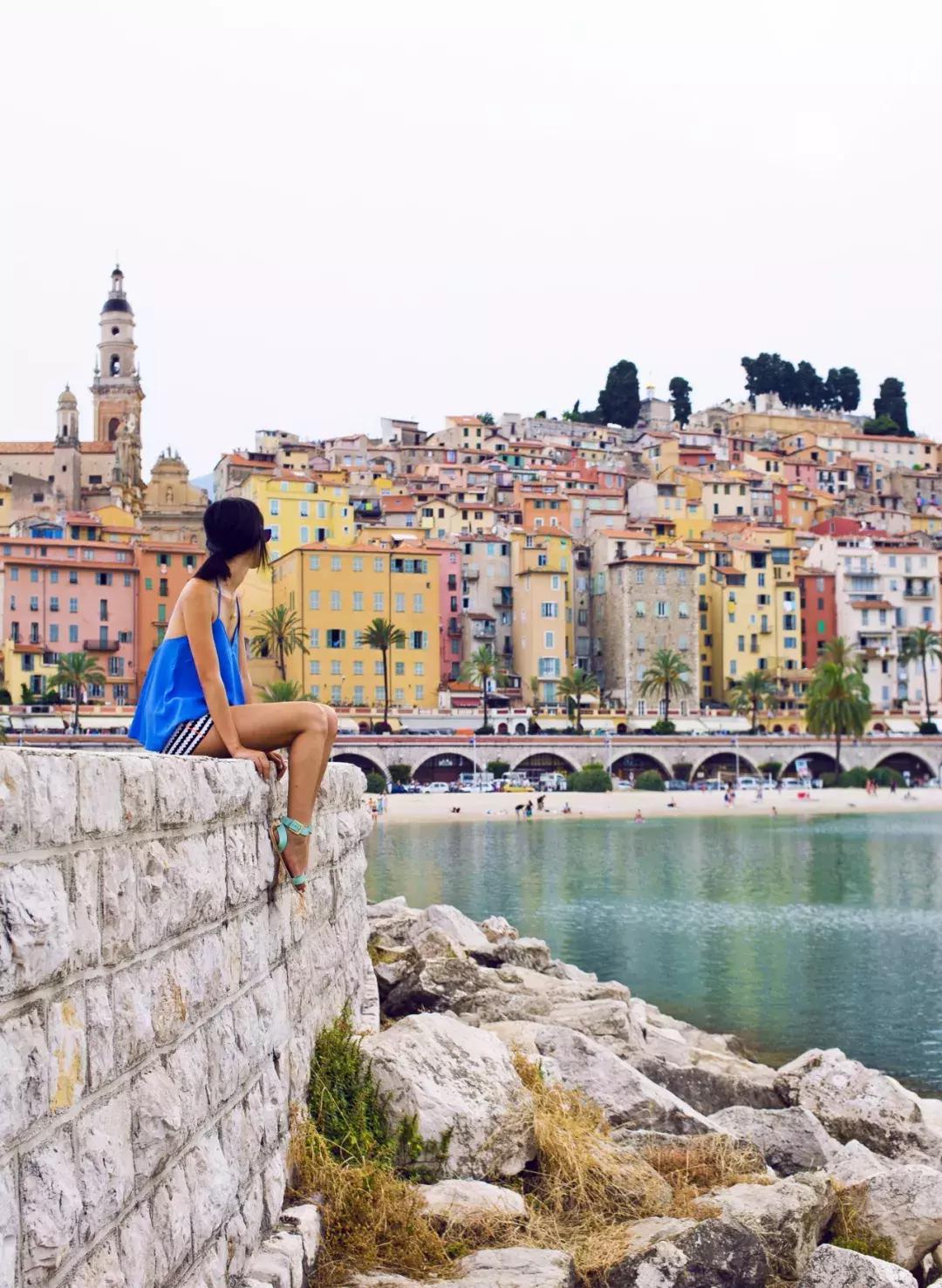 唯美食与爱不可辜负上下句,唯美食和爱不可辜负出自哪里